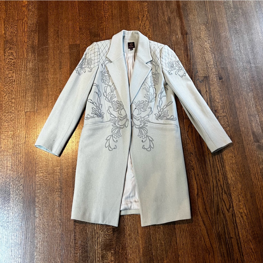 Embroidered jackets by MARCHESA
VOYAGE